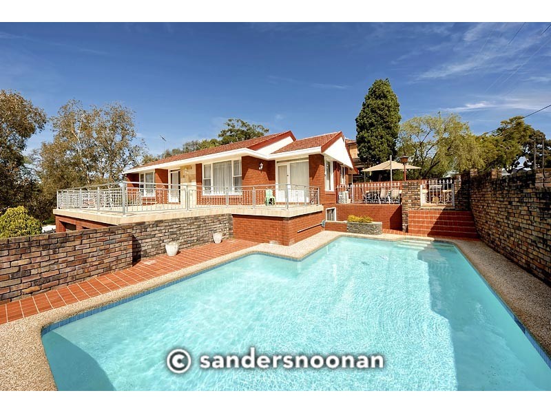 61 Lorraine Street, Peakhurst Heights NSW 2210