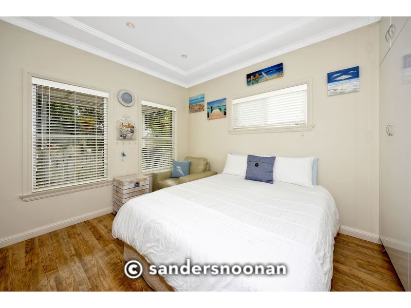 43 Lawrence Street, Peakhurst NSW 2210