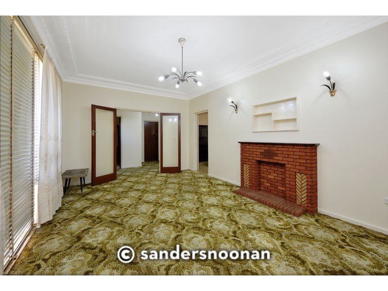 39 Balmoral Road, Mortdale NSW 2223