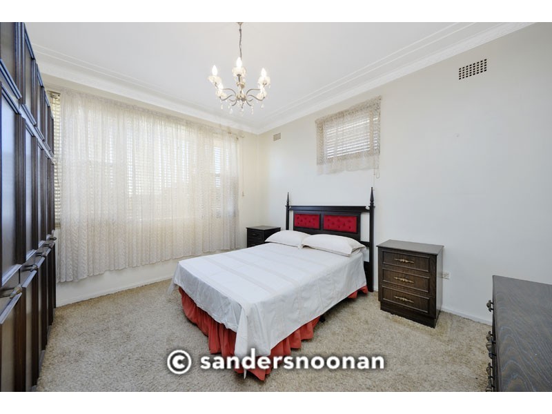 39 Balmoral Road, Mortdale NSW 2223