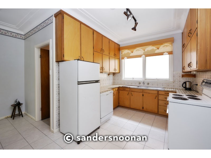 10 Boyd Avenue, Lugarno NSW 2210