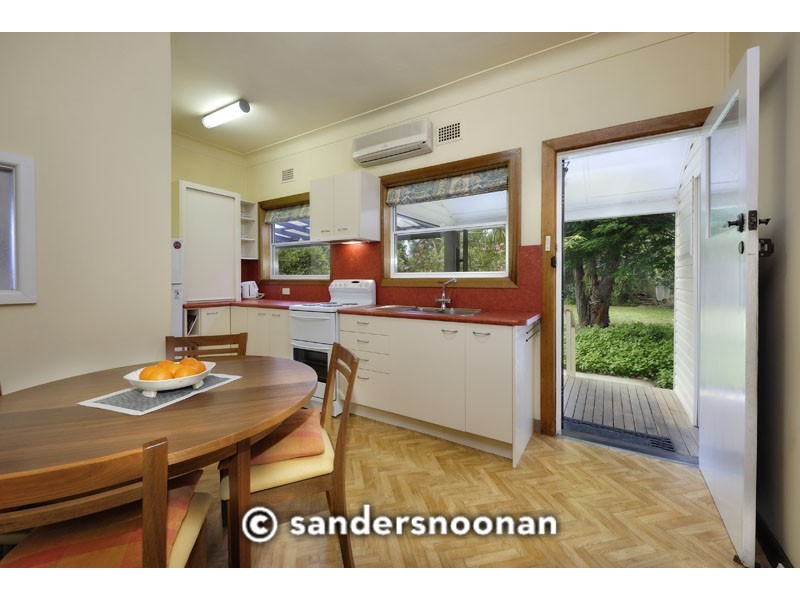 36 Highland Road, Peakhurst NSW 2210