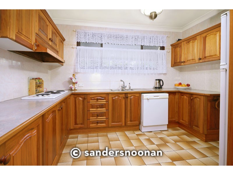 70 Allwood Crescent, Lugarno NSW 2210