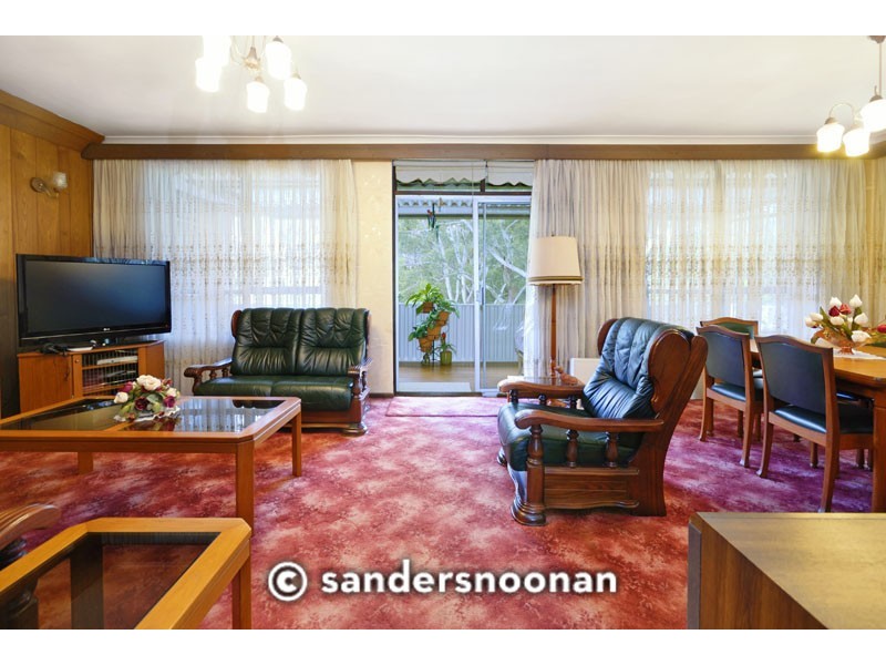 70 Allwood Crescent, Lugarno NSW 2210