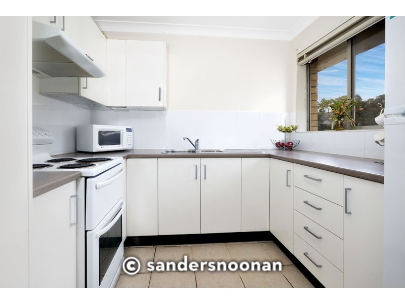 8/8 Martin Place, Mortdale NSW 2223