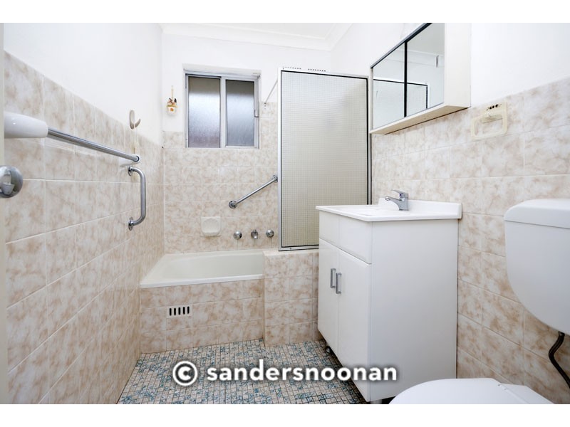 8/8 Martin Place, Mortdale NSW 2223