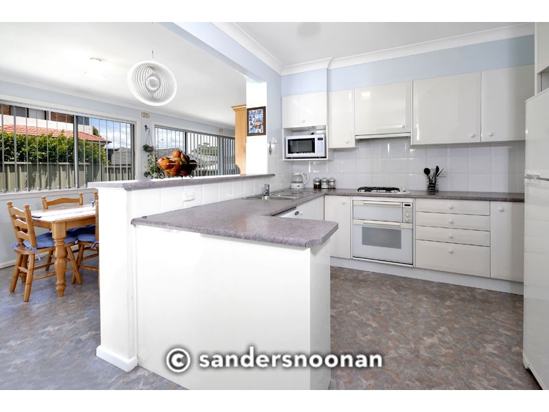 4 Waldo Crescent, Peakhurst NSW 2210