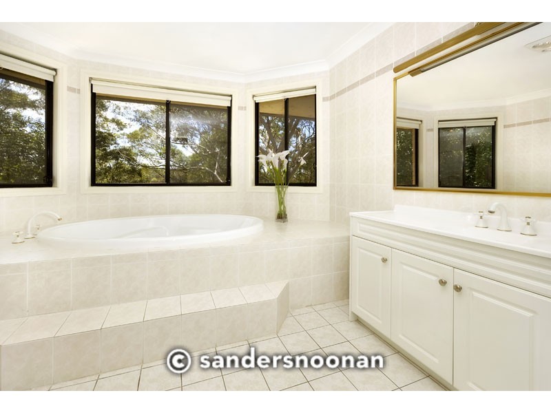 64 Renway Ave, Lugarno NSW 2210