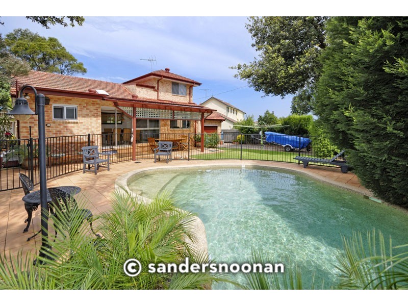 15 Yuruga Street, Beverly Hills NSW 2209