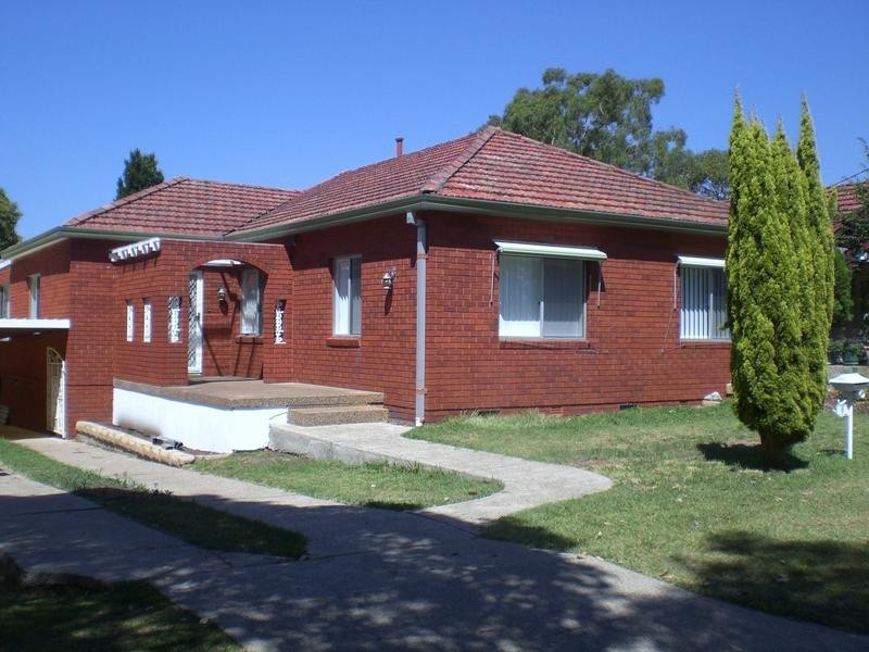 Peakhurst Heights NSW 2210