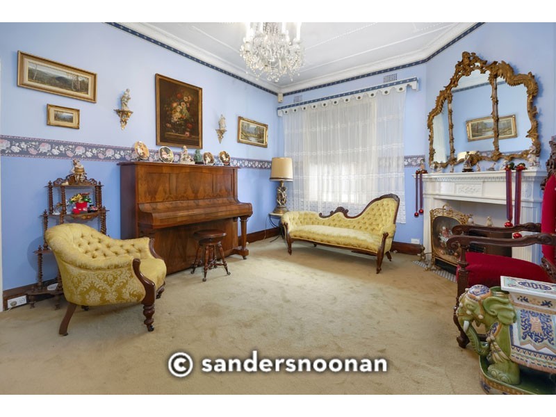 17 Carrington Avenue, Mortdale NSW 2223