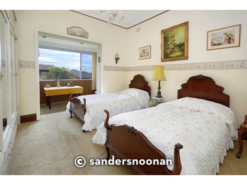 17 Carrington Avenue, Mortdale NSW 2223