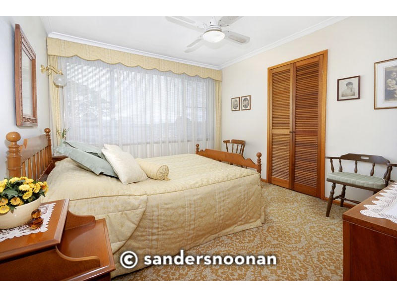 4 Bungalow Road, Peakhurst NSW 2210