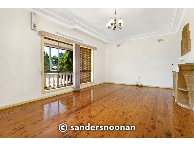 14 Snowsill Avenue, Revesby NSW 2212