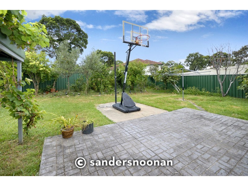 89 Stoney Creek Road, Beverly Hills NSW 2209