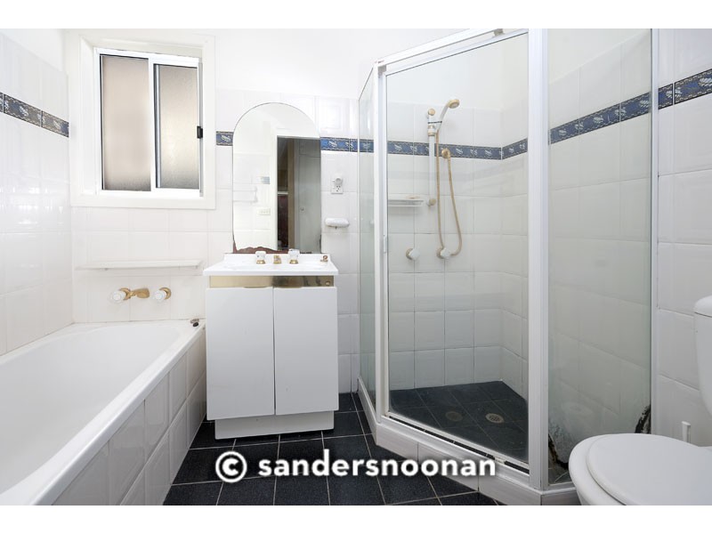 11 Carramar Place, Peakhurst Heights NSW 2210