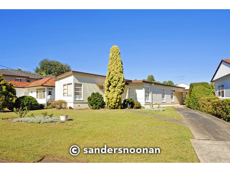 8 Omaru Street, Beverly Hills NSW 2209