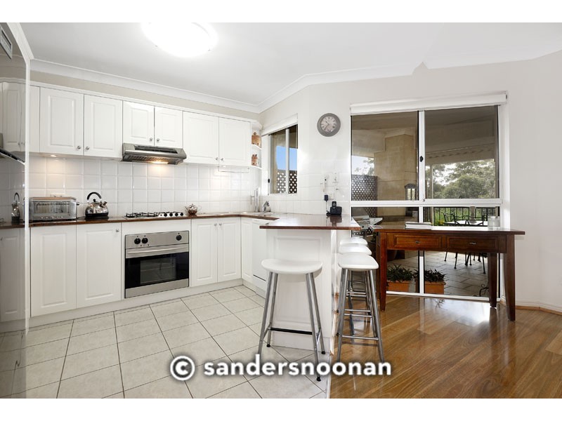 4/4 Woodcliffe Parade, Lugarno NSW 2210