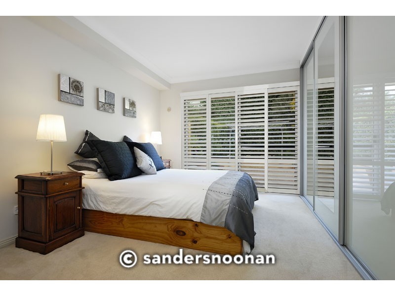 4/4 Woodcliffe Parade, Lugarno NSW 2210