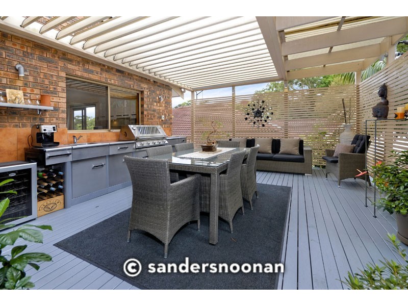 6 Banksia Place, Lugarno NSW 2210