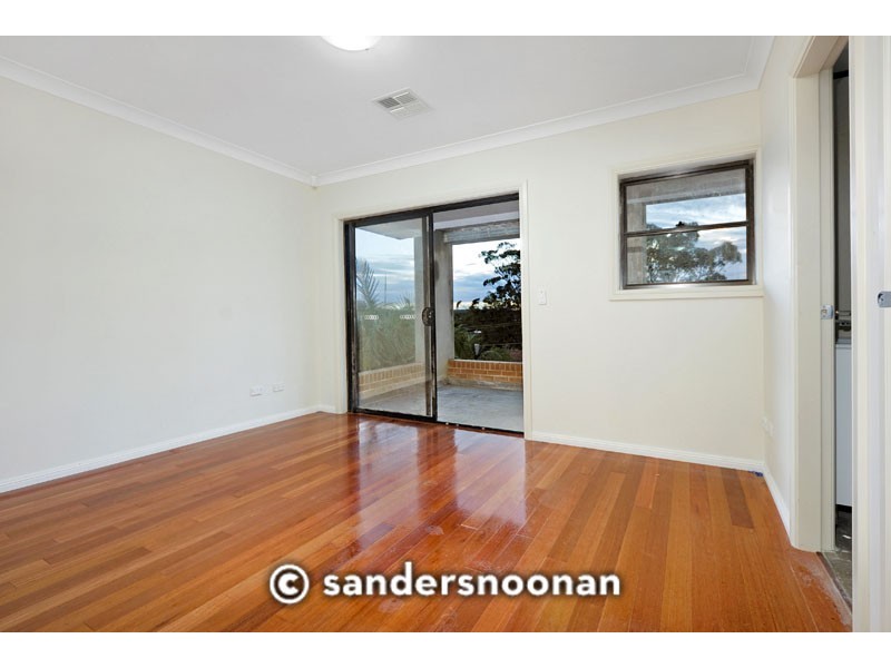 1a Drysdale Avenue, Picnic Point NSW 2213