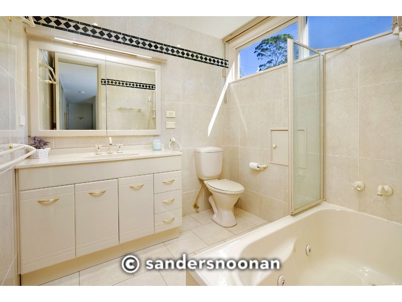 31 Elm Street, Lugarno NSW 2210