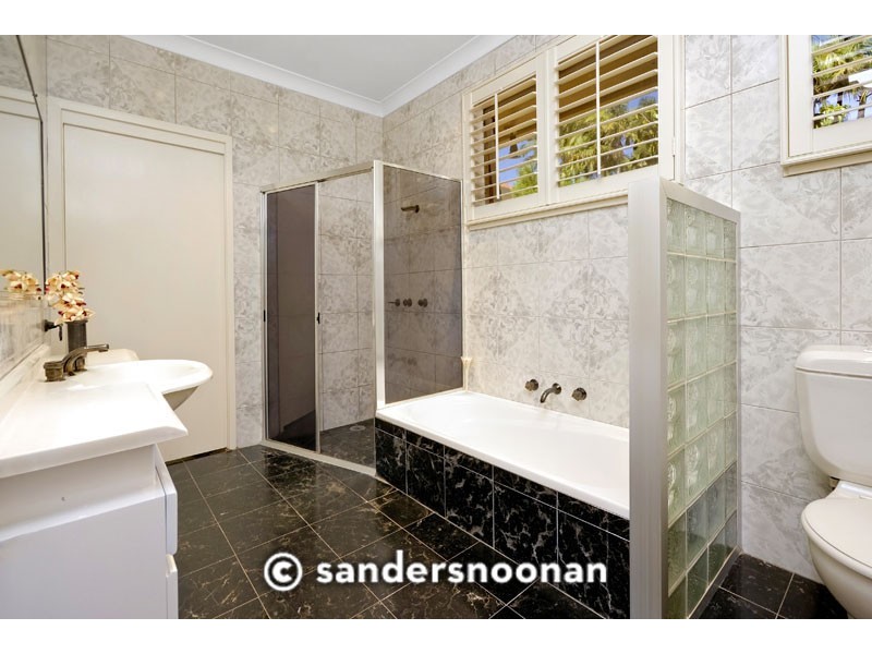 3 Illinga Place, Lugarno NSW 2210