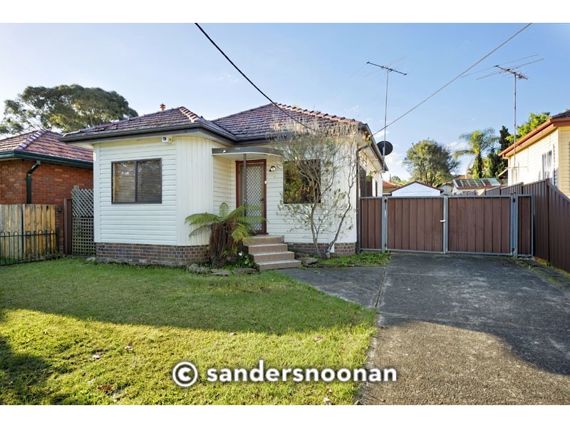 14 Bransgrove Road, Revesby NSW 2212