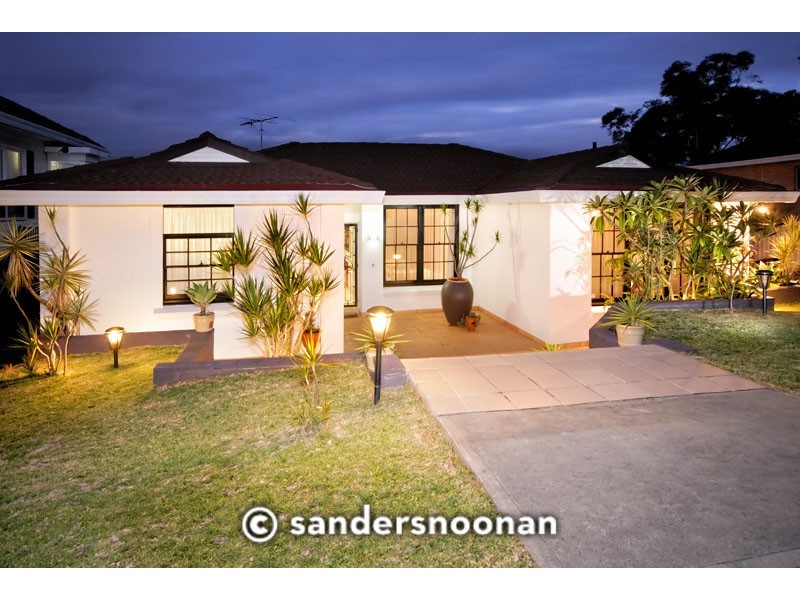 927 Forest Road, Lugarno NSW 2210