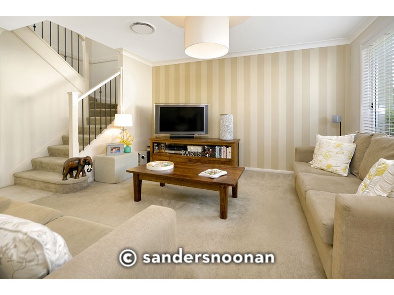 17 Eucalyptus Court, Picnic Point NSW 2213