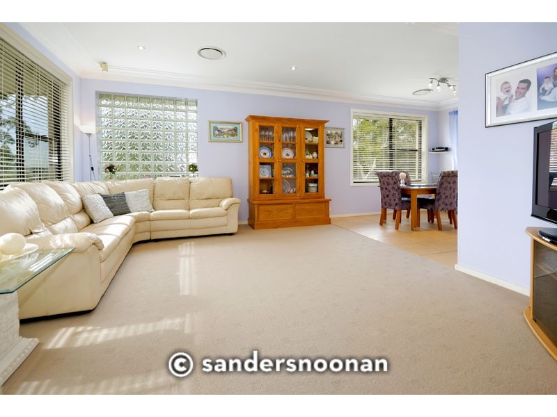 63 Boronia Parade, Lugarno NSW 2210