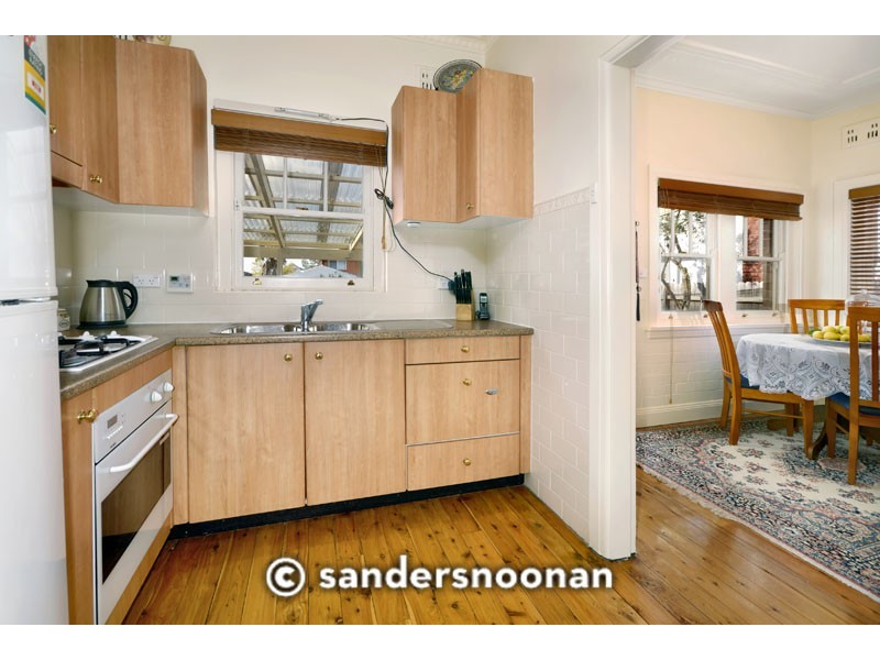 124 Carrington Avenue, Hurstville NSW 2220