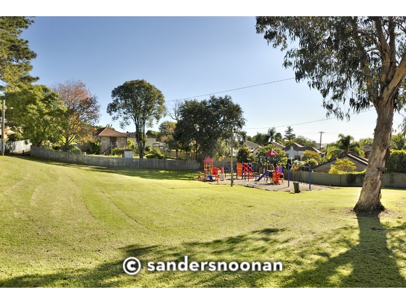 31 Milford Road, Peakhurst NSW 2210