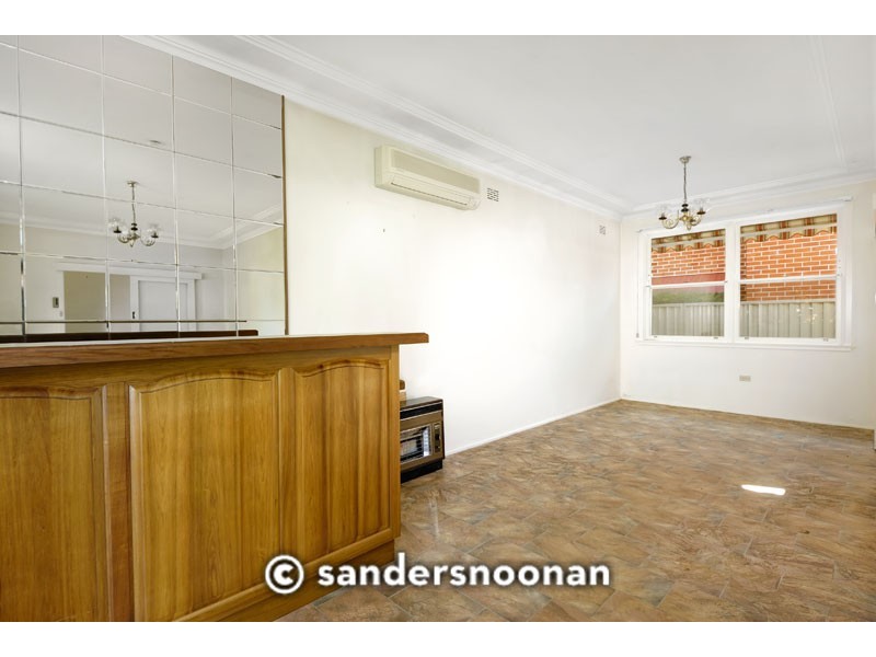 29 Denise Crescent, Peakhurst NSW 2210