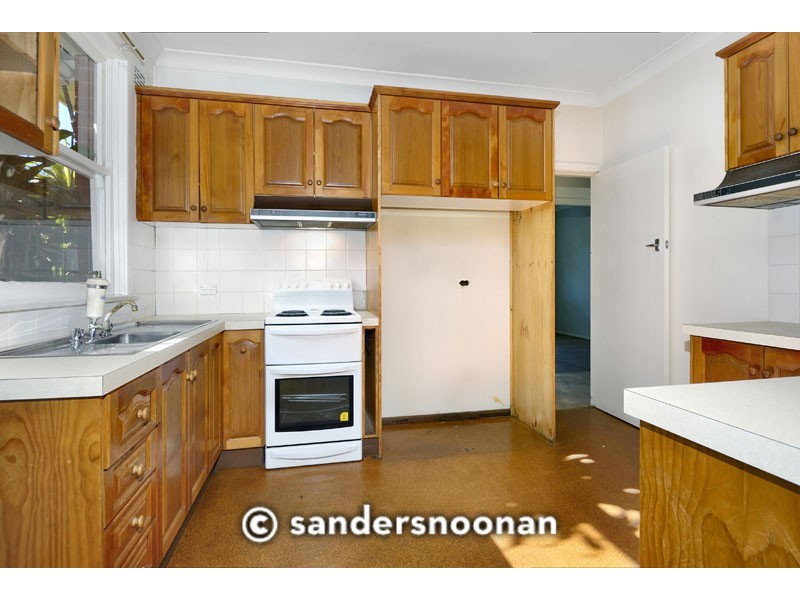 29 Denise Crescent, Peakhurst NSW 2210