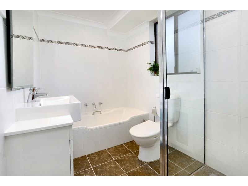 4/25 Martin Place, Mortdale NSW 2223