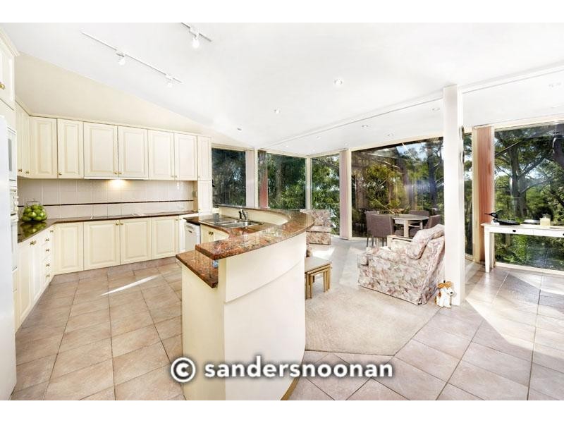 10 Cypress Drive, Lugarno NSW 2210