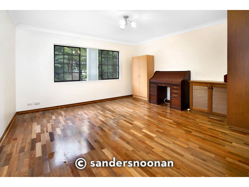 8 Beverley Crescent, Penshurst NSW 2222