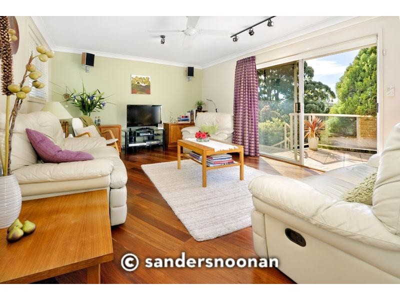 36 Allwood Crescent, Lugarno NSW 2210