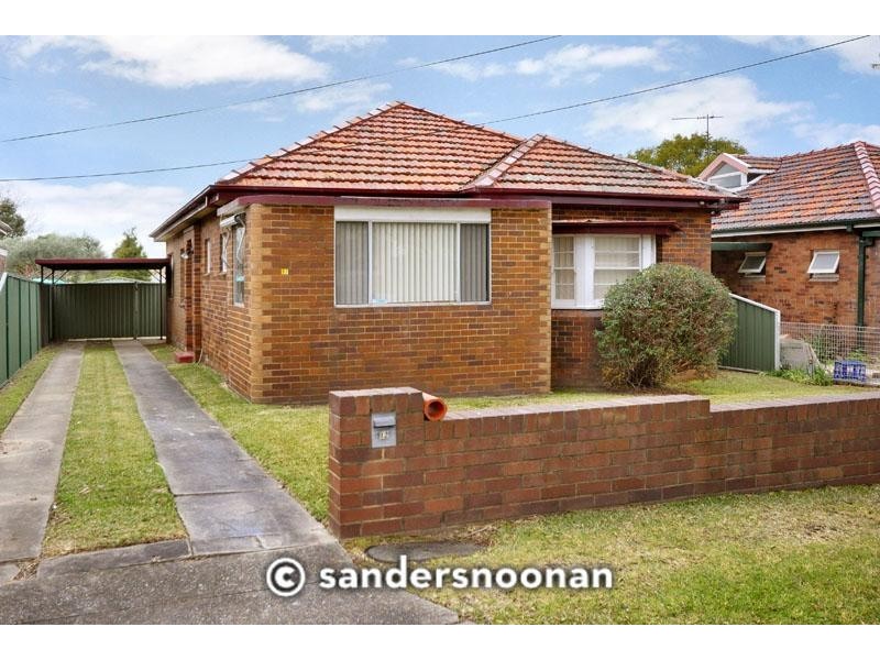 12 Karingal Street, Kingsgrove NSW 2208