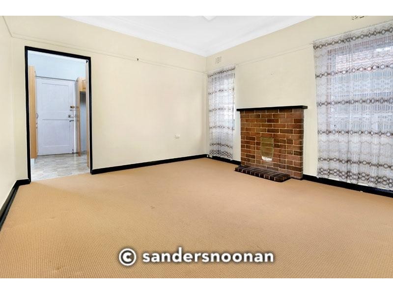 12 Karingal Street, Kingsgrove NSW 2208