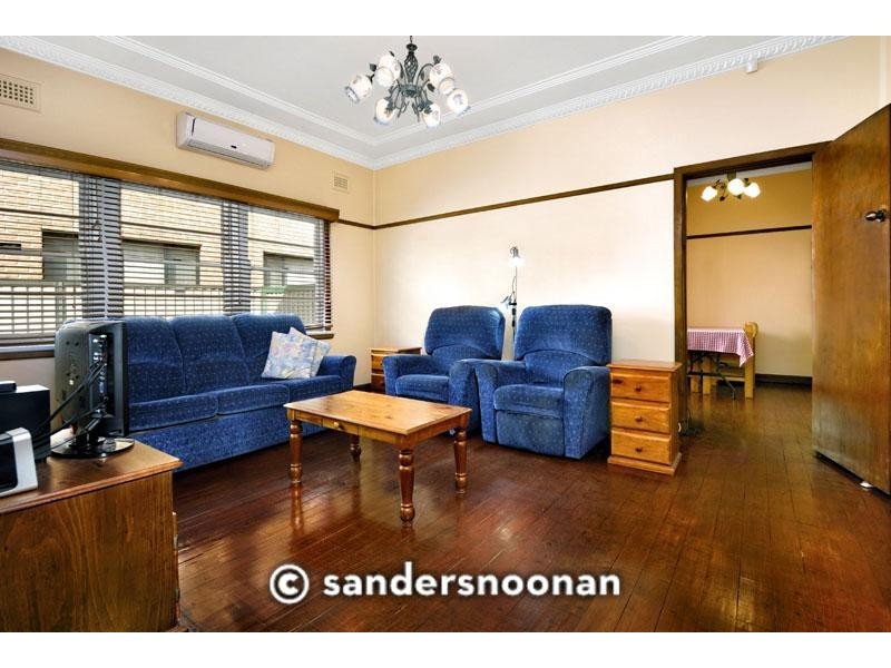 8 Sofala Street, Riverwood NSW 2210