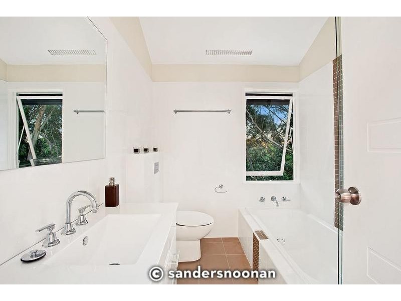 54 Wayne Avenue, Lugarno NSW 2210