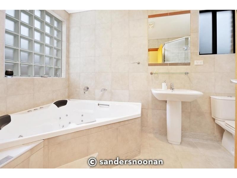 23 Universal Street, Mortdale NSW 2223