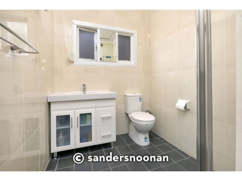 4 Bonds Road, Riverwood NSW 2210