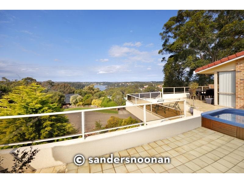 1 McManus Place, Lugarno NSW 2210