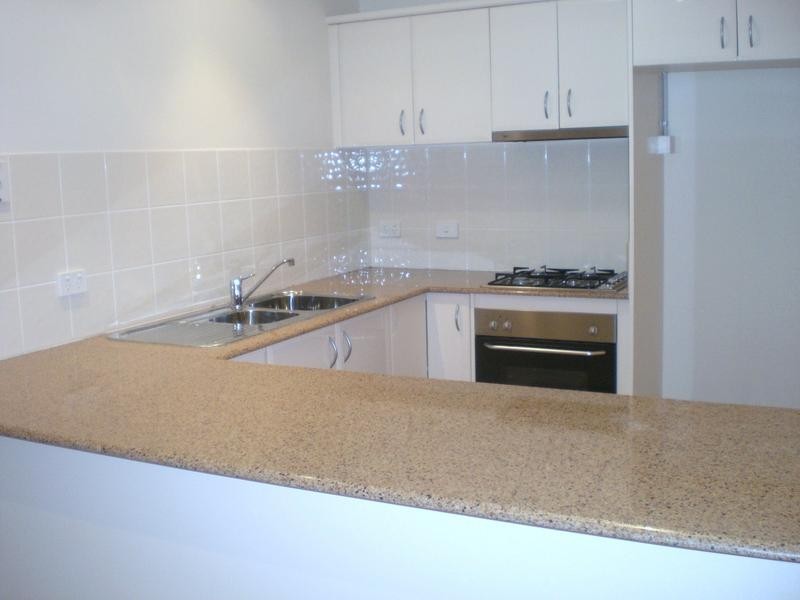 3/43 Clarke Street South, Peakhurst NSW 2210