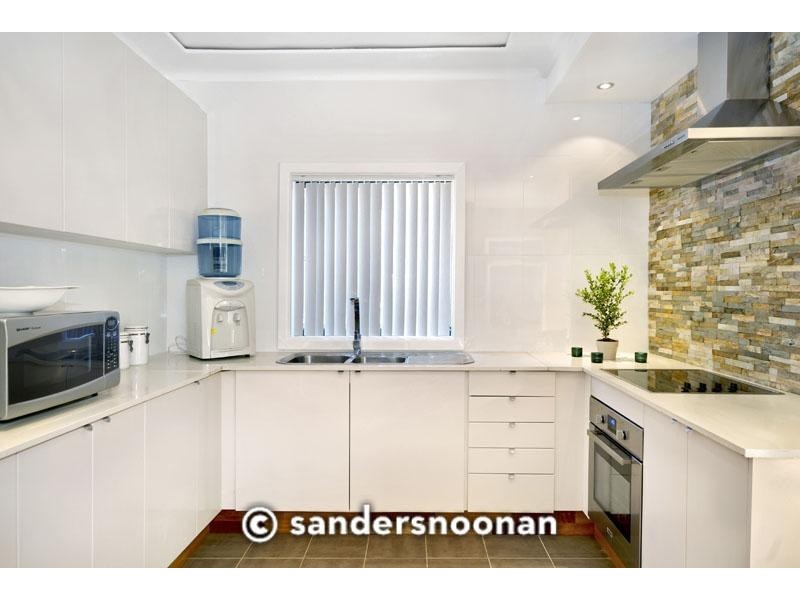 34 Amy Road, Peakhurst NSW 2210