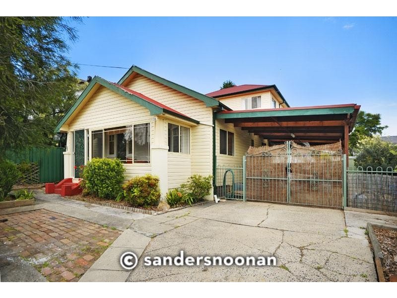 18 Holley Road, Beverly Hills NSW 2209