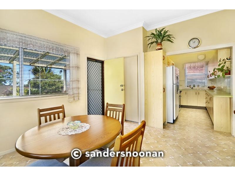 34 Wattle Street, Peakhurst NSW 2210